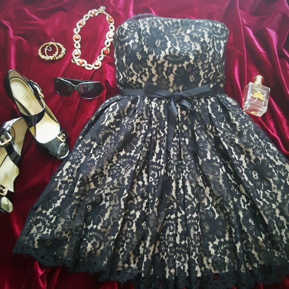 Neiman Marcus Robert Rodriguez Black Party Dress - Picture 3 of 5